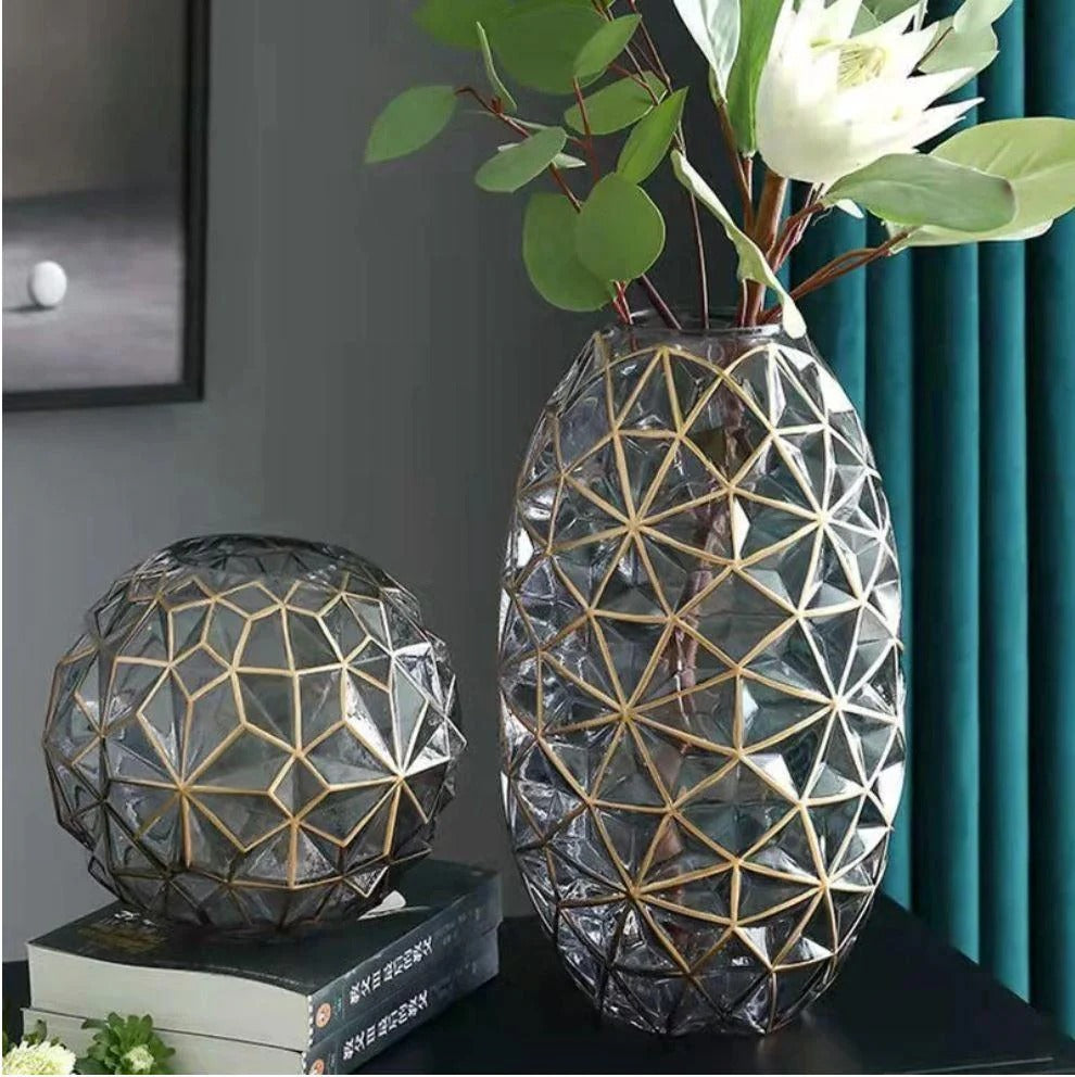 Luxurious Geometric Glass Vase